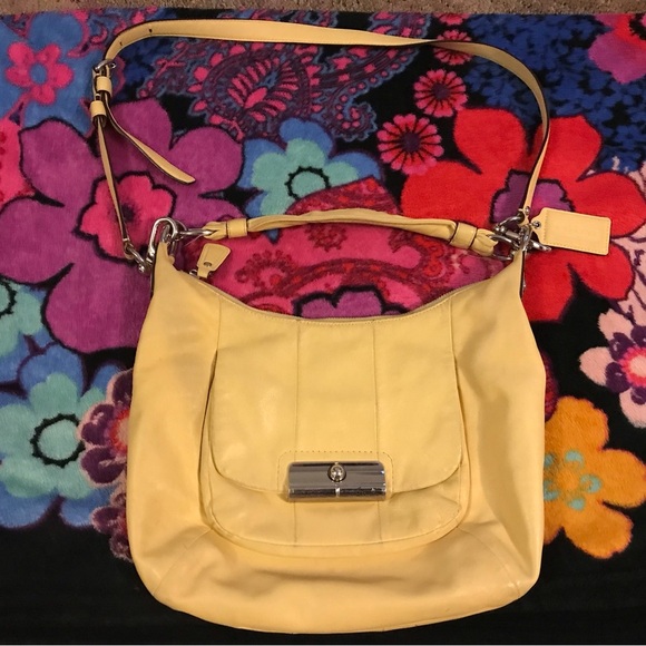COACH Large Butter Yellow Leather Kristine Hobo Bag L1026-16808 Convertible - Picture 1 of 9